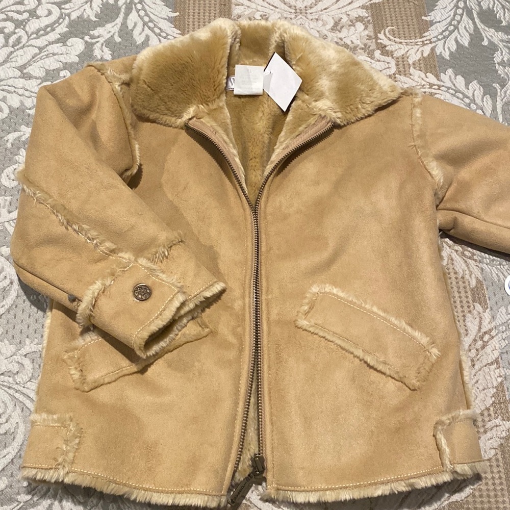 Widgeon Sara’s Prints Faux Suede with faux fur lining jacket 4T. New